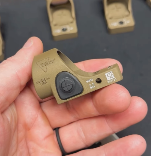 Picture of Trijicon SRO FDE - 2.5 MOA (LWS Dark Tano)