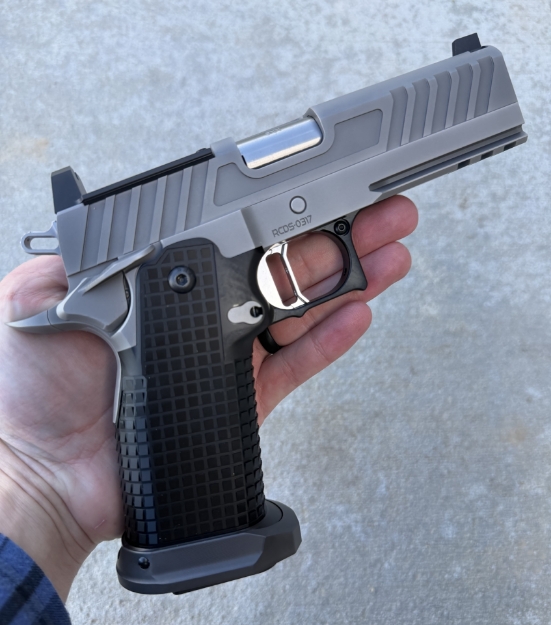 Picture of Race City Defense RC9 FULL GRIP Ported 4.25" Silver CrN 2011 (9mm) Optic Ready